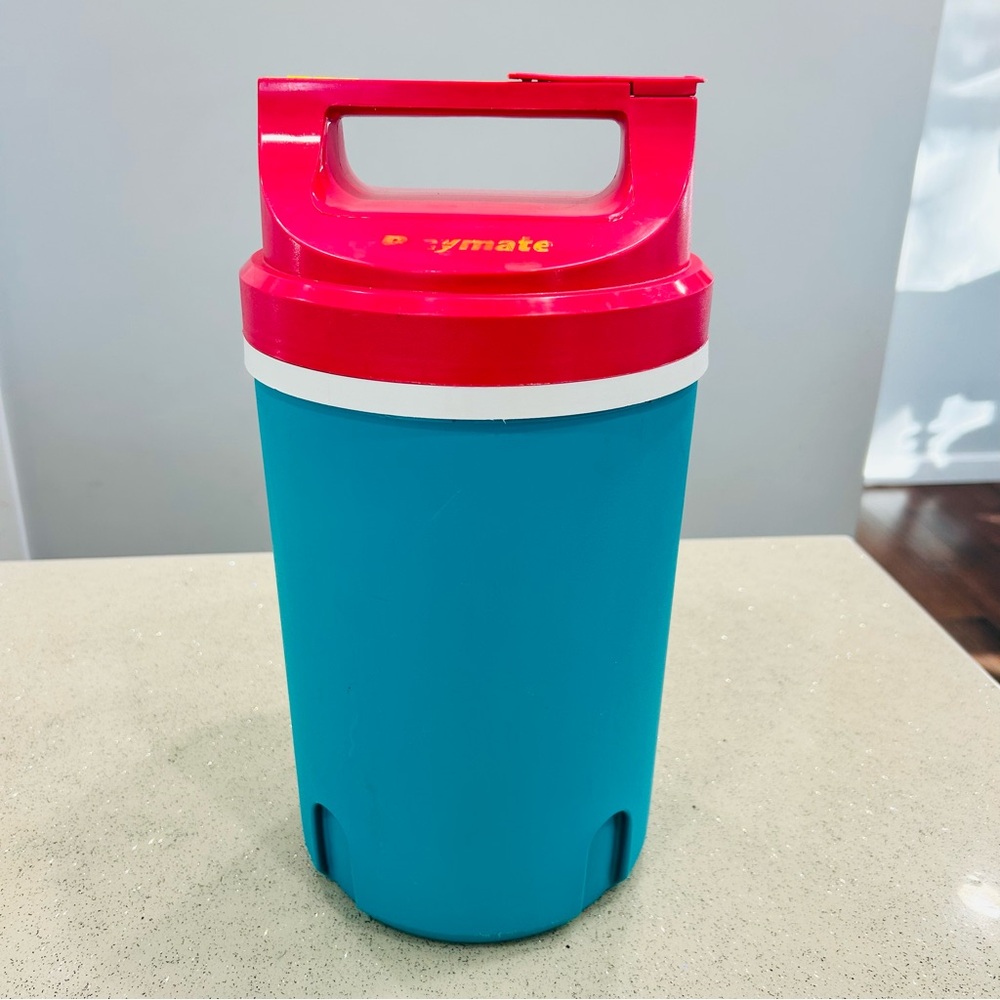VTG~Igloo Playmate 1 Gallon Water Jug Cooler~‎ Pink/Yellow/Teal~Stamped ‘90~RARE
